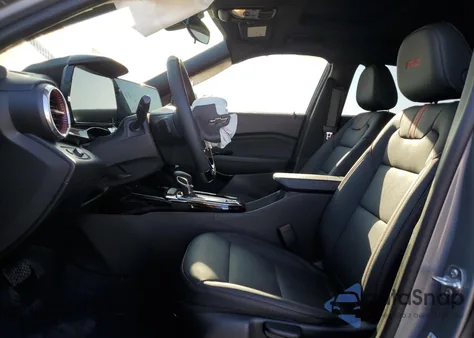 2025 Chevrolet Trax Fwd 2Rs from USA, damaged, VIN KL77LJEP9SC217739